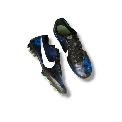 Nike Mercurial Victory IV FG