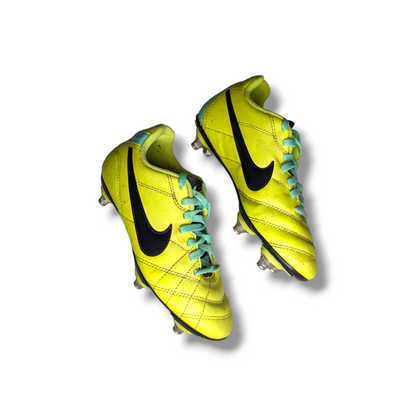 Nike Tiempo SG