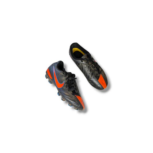 Nike T90 FG